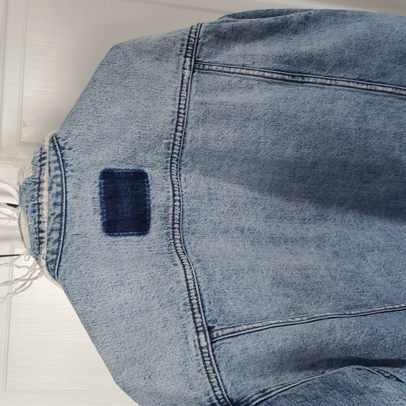 Kusbi Mens Denim  Jean Jacket - Picture 3 of 9